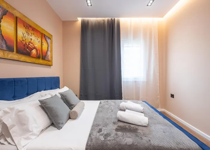 Aparthotel Garden Center New Bazar