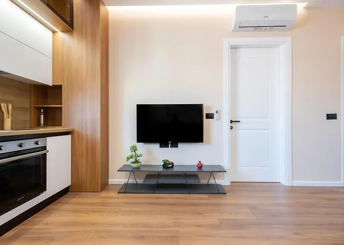 アパートホテル Garden Center New Bazar 3*